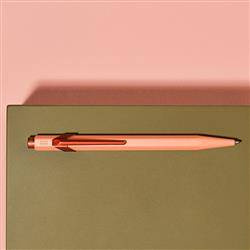 Długopis CARAN D'ACHE 849 Claim Your Style, Edycja 3, Tangerine, M, w pudełku, pomarańczowy